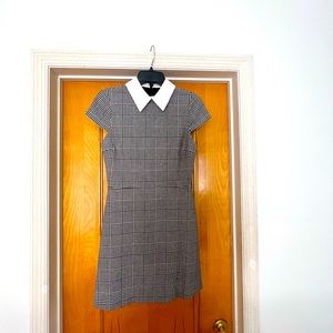 Alice and Olivia size 4